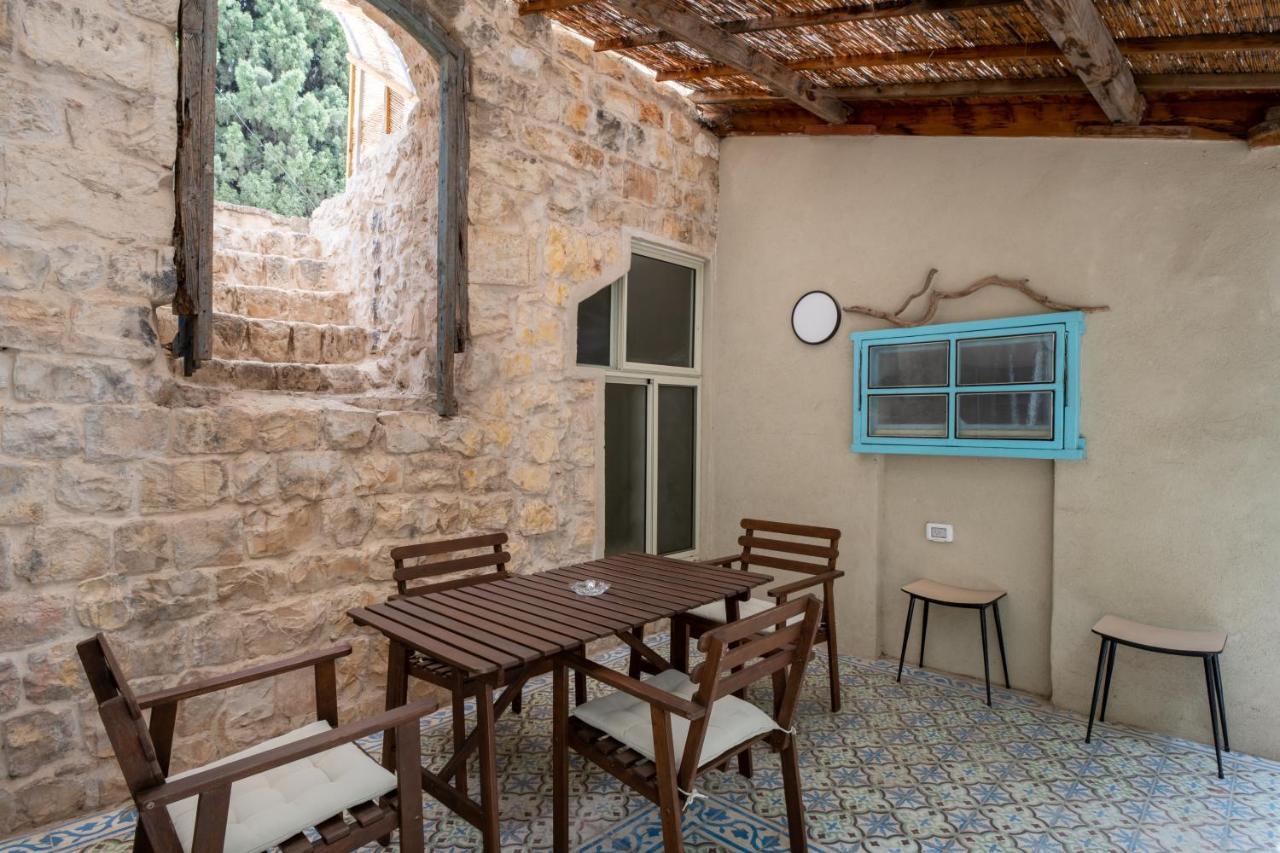 הבית בסמטת תל אביב Villa โรชปินนา ภายนอก รูปภาพ