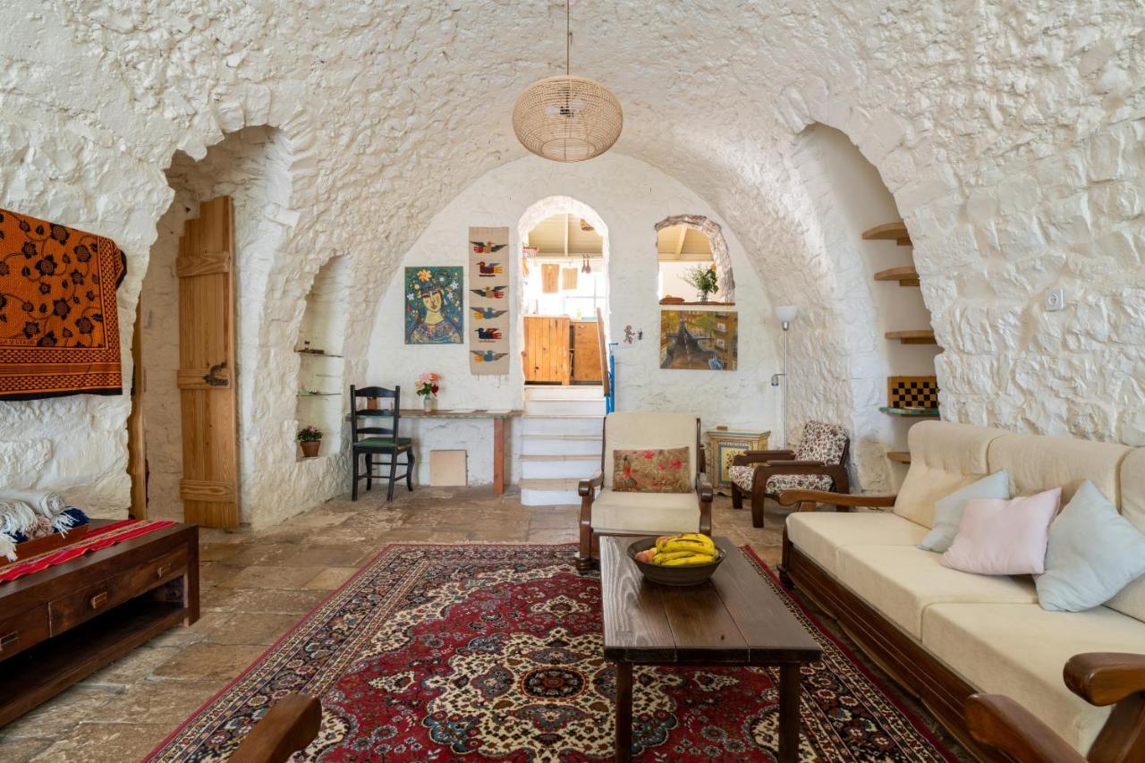 הבית בסמטת תל אביב Villa โรชปินนา ภายนอก รูปภาพ